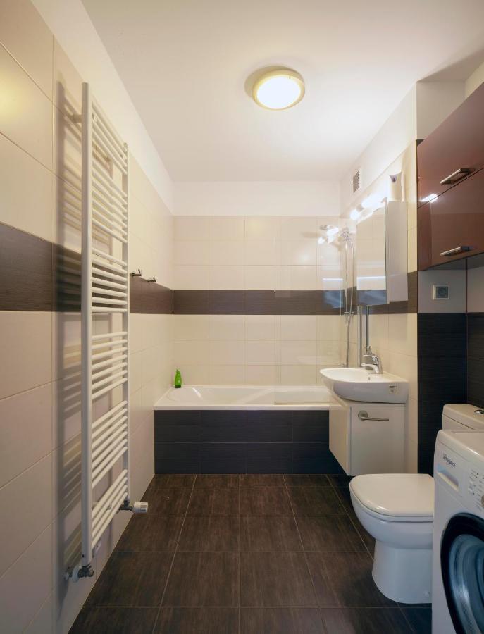 바르샤바 Apartament Zamkowa 아파트 외부 사진